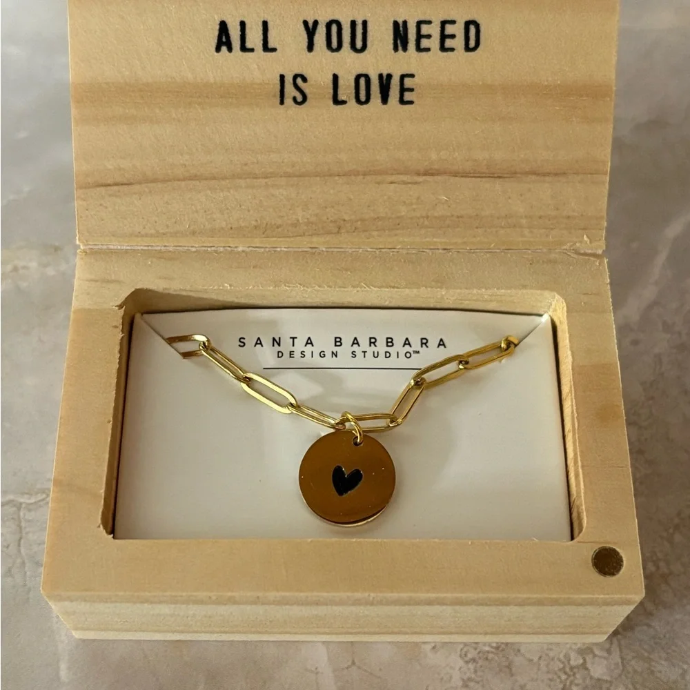 Chain link necklace Gold pendant necklace with heart - Picture 4 of 4